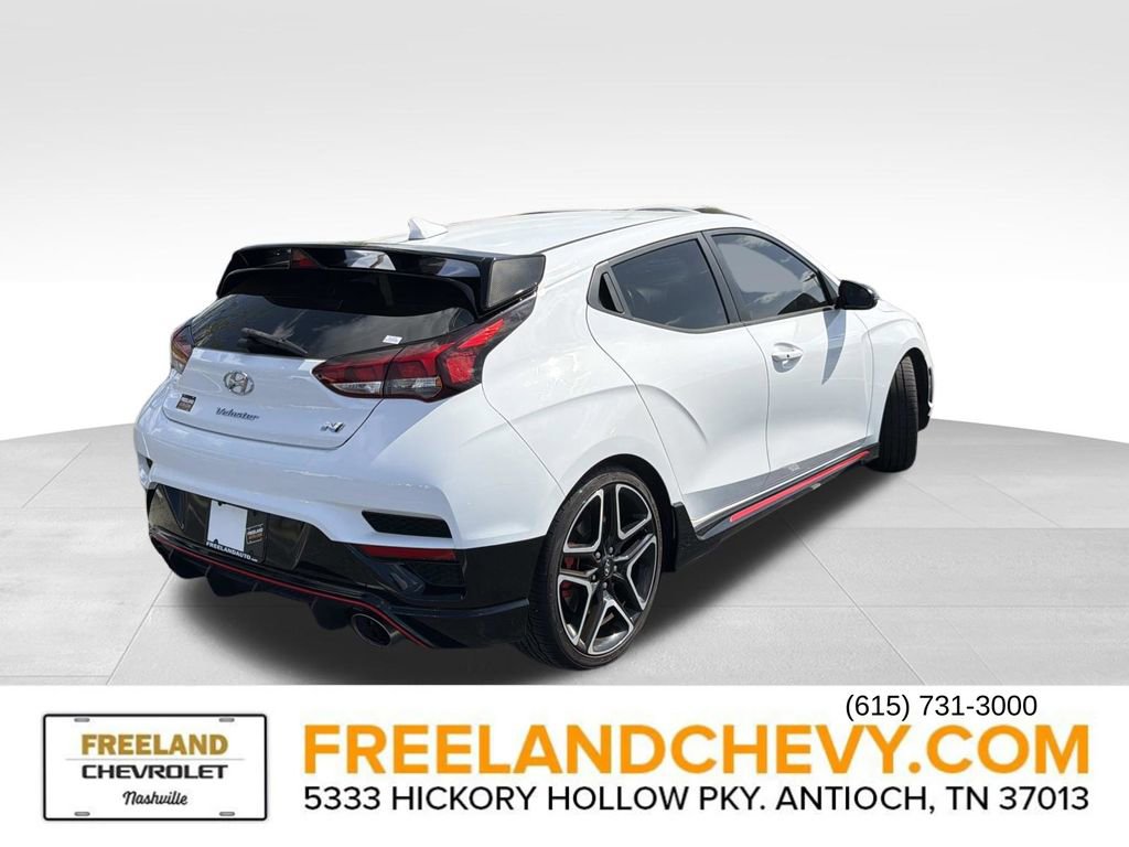 Used 2021 Hyundai Veloster N image 3