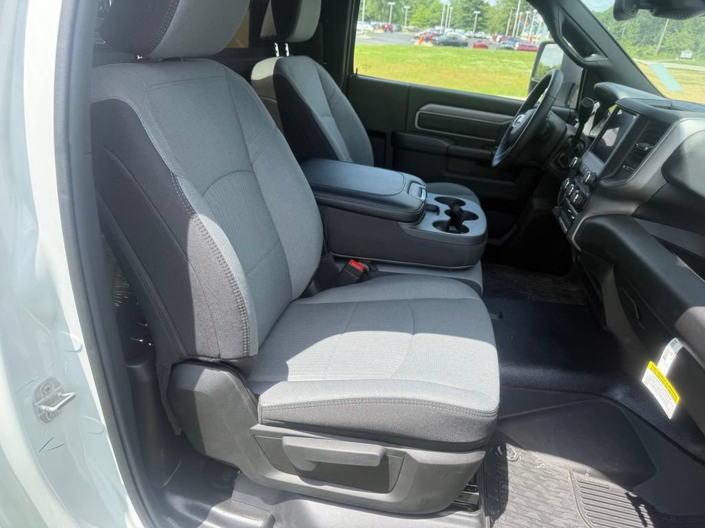 New 2024 RAM 5500 Tradesman w/ Safety Group AWD/4WD image 52