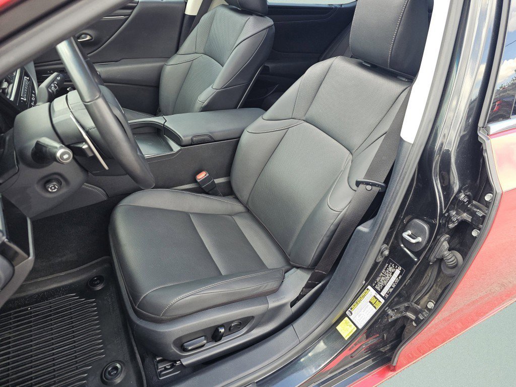 Used 2024 Lexus ES 350 w/ Premium Package FWD image 6