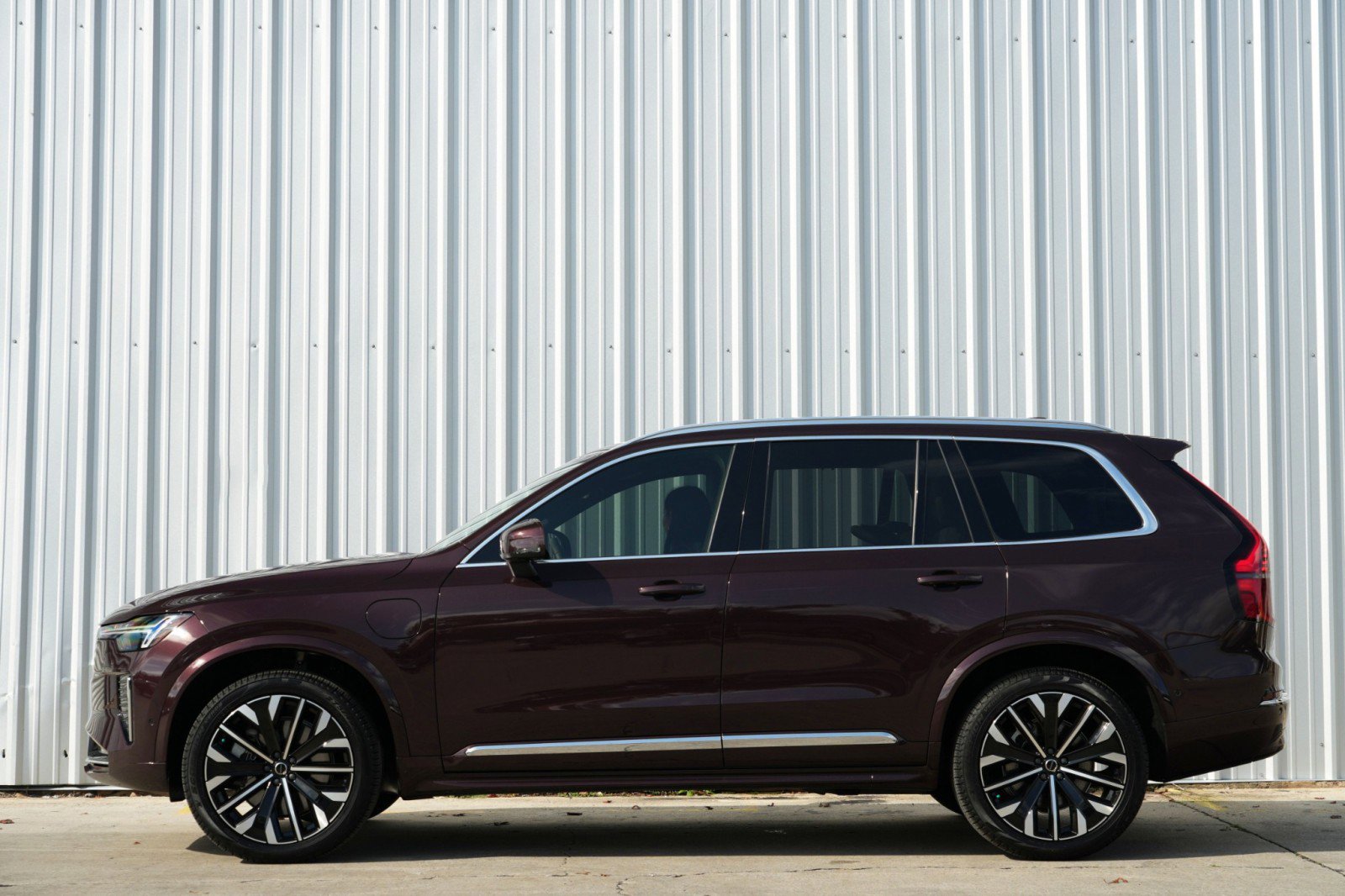 Used 2025 Volvo XC90 T8 Ultra image 9