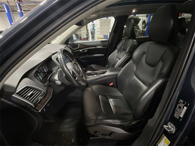 Used 2019 Volvo XC90 T5 Momentum w/ Advanced Package image 17