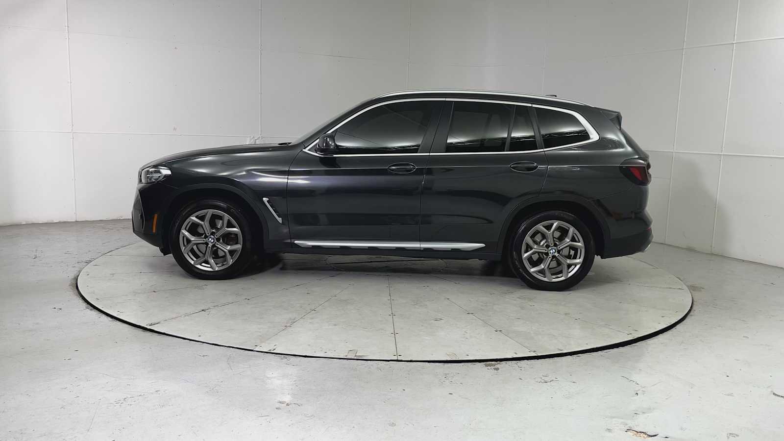 Used 2022 BMW X3 xDrive30i w/ Convenience Package image 5