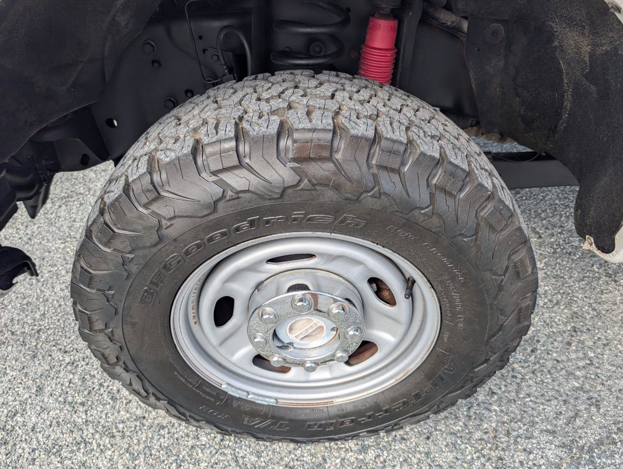 Used 2014 Ford F250 XL w/ Power Equipment Group AWD/4WD image 12