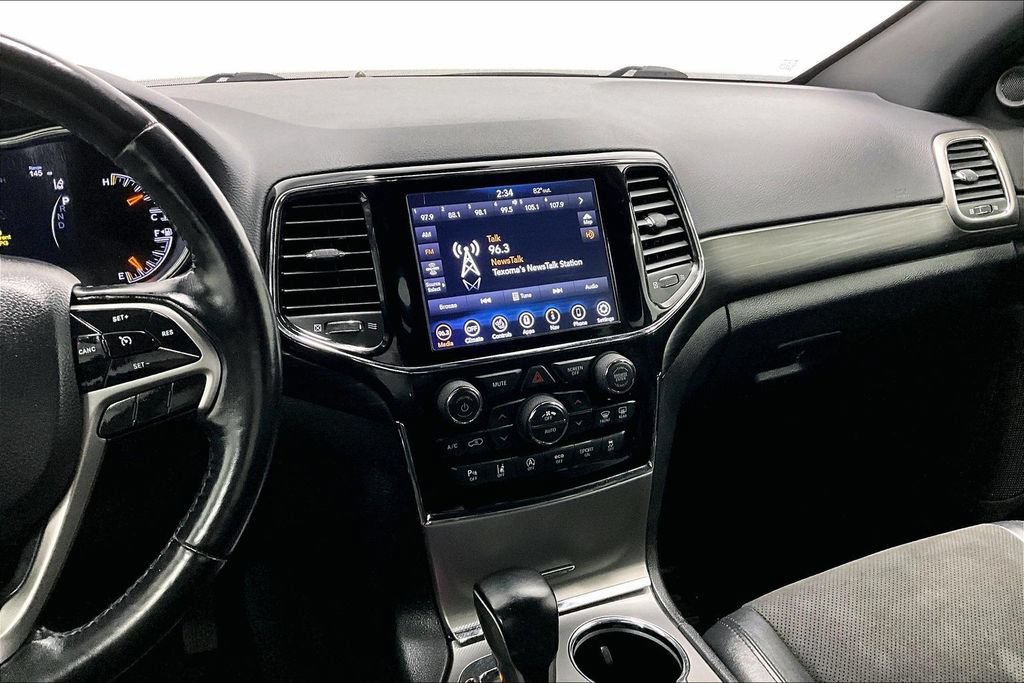 Used 2020 Jeep Grand Cherokee Altitude AWD/4WD image 7