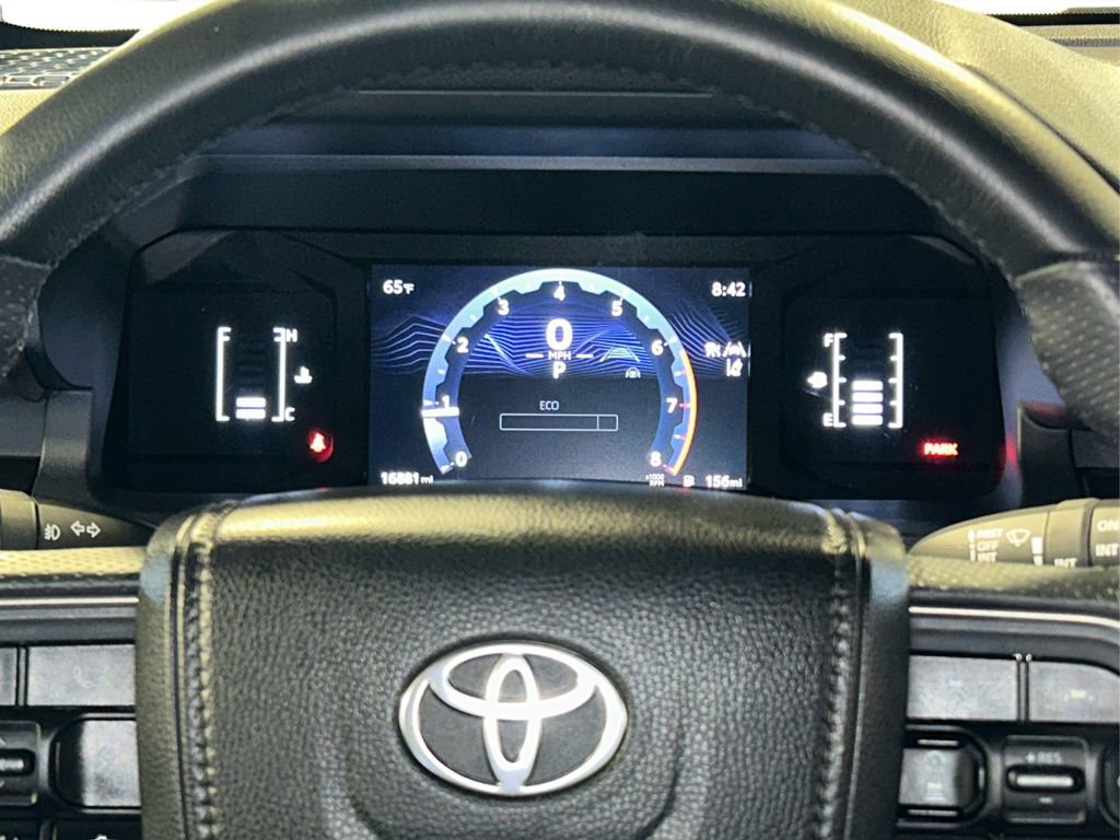 Used 2025 Toyota 4Runner SR5 image 27