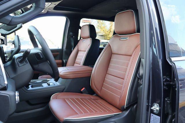 New 2026 GMC Sierra 3500 Denali Ultimate image 11