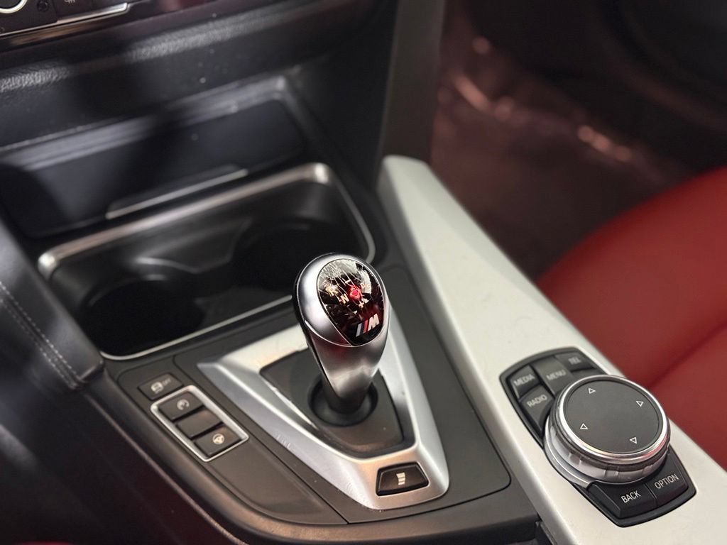 Used 2015 BMW M3 RWD image 15