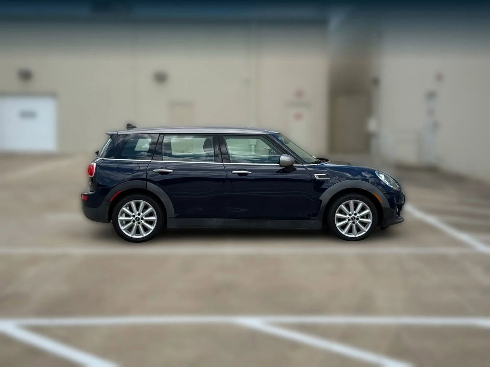 Used 2016 MINI Cooper Clubman image 10