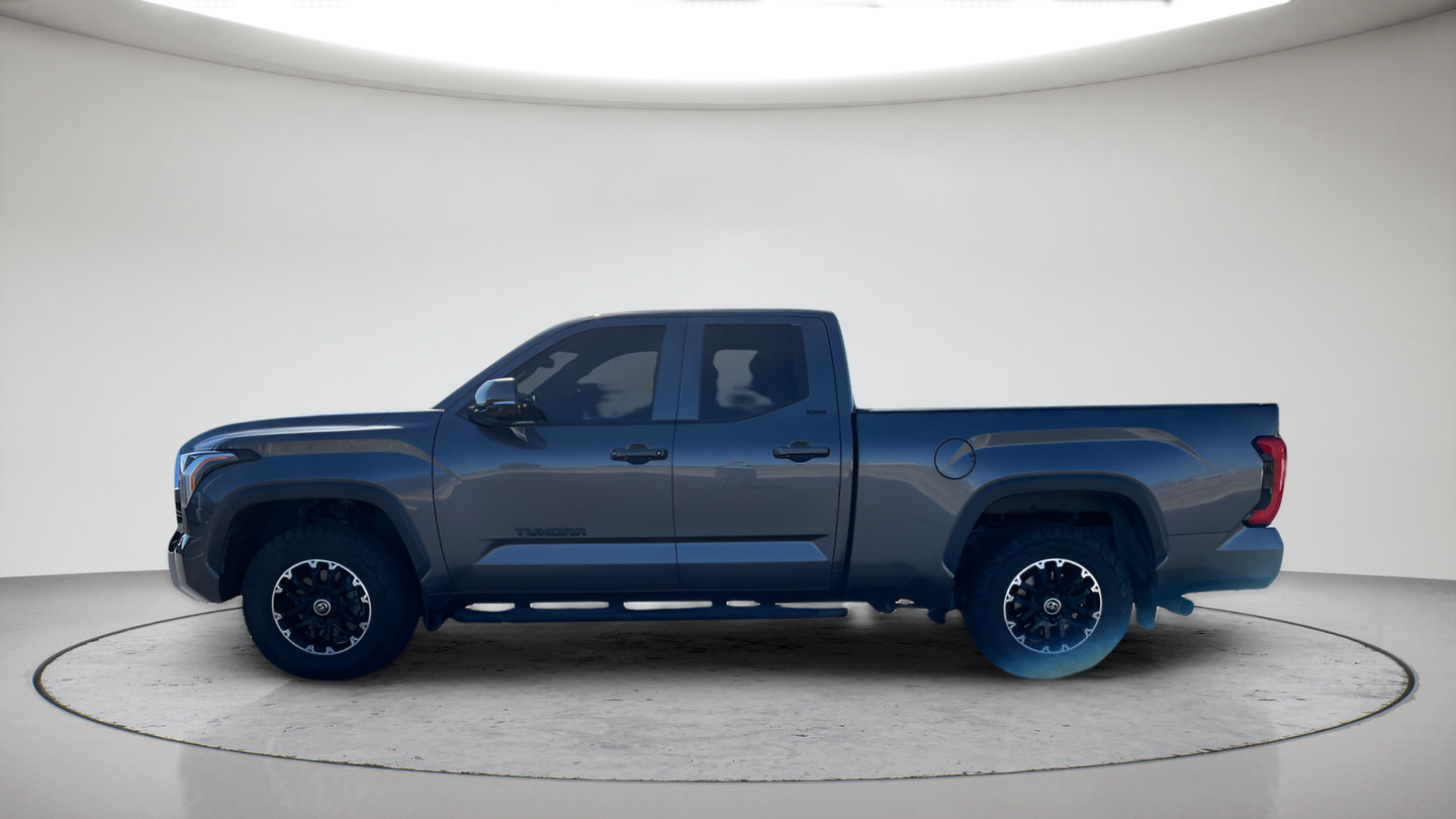 Certified 2022 Toyota Tundra SR5 w/ TRD Off-Road Package AWD/4WD image 6