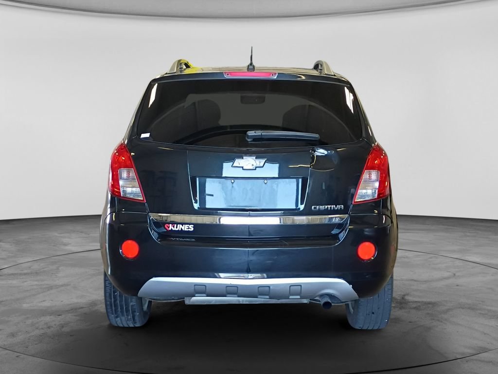 Used 2014 Chevrolet Captiva Sport LT w/ Convenience Package FWD image 7