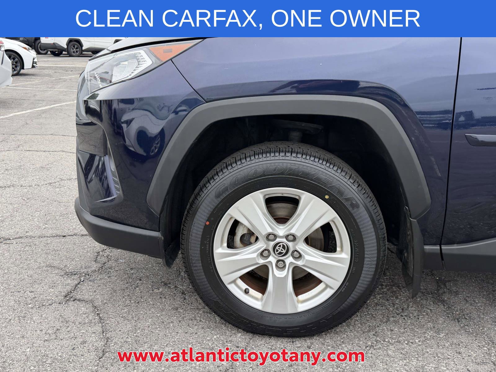 Used 2021 Toyota RAV4 XLE AWD/4WD image 11