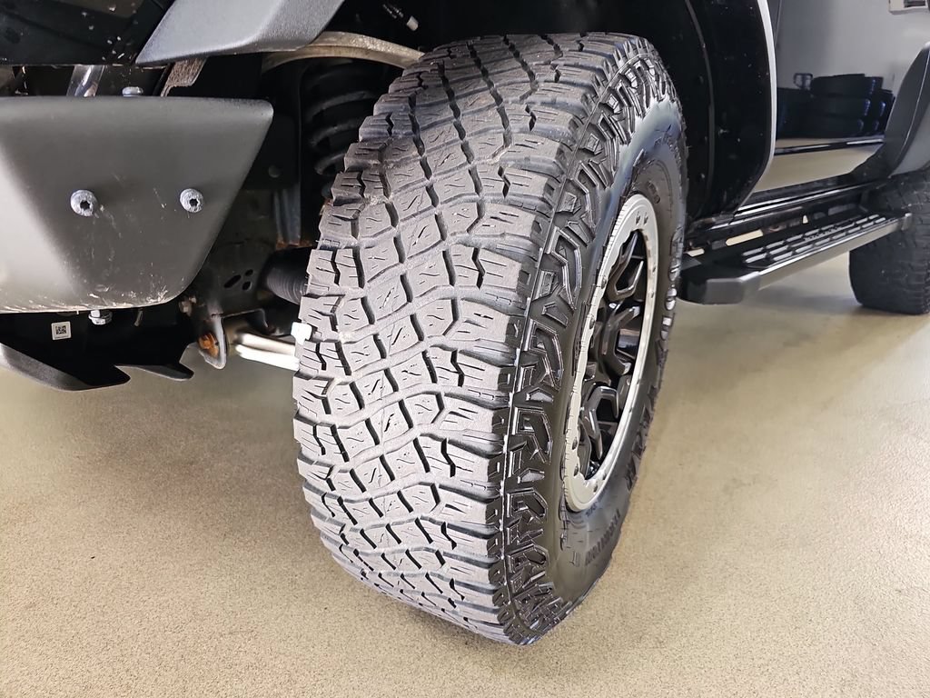 Used 2022 Ford Bronco Big Bend w/ Sasquatch Package AWD/4WD image 37