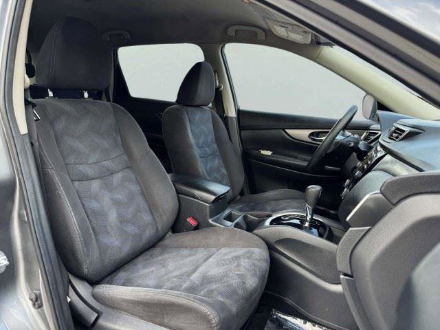 Used 2015 Nissan Rogue SV FWD image 47