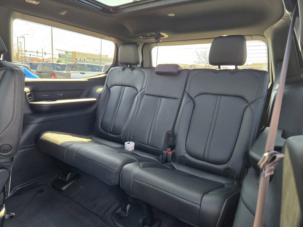 New 2026 Jeep Grand Wagoneer Limited AWD/4WD image 30