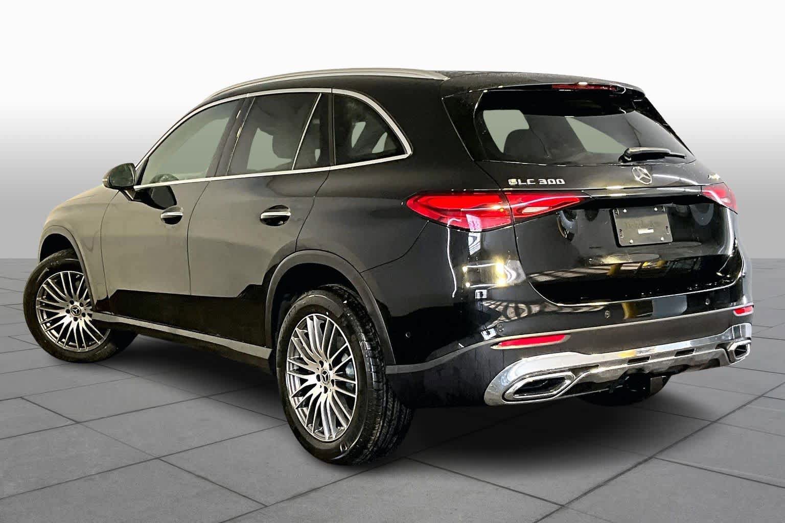 New 2026 Mercedes-Benz GLC 300 4MATIC image 3