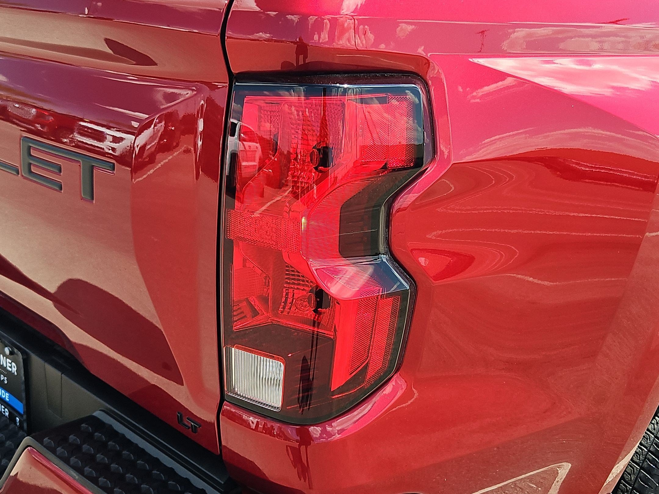 Certified 2024 Chevrolet Colorado LT w/ LT Convenience Package II RWD image 11