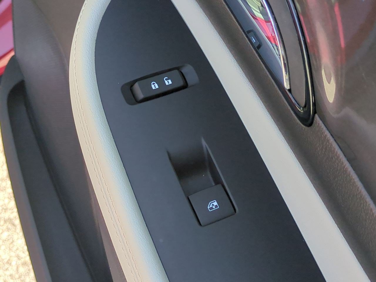 Used 2019 Buick Encore Preferred FWD image 39