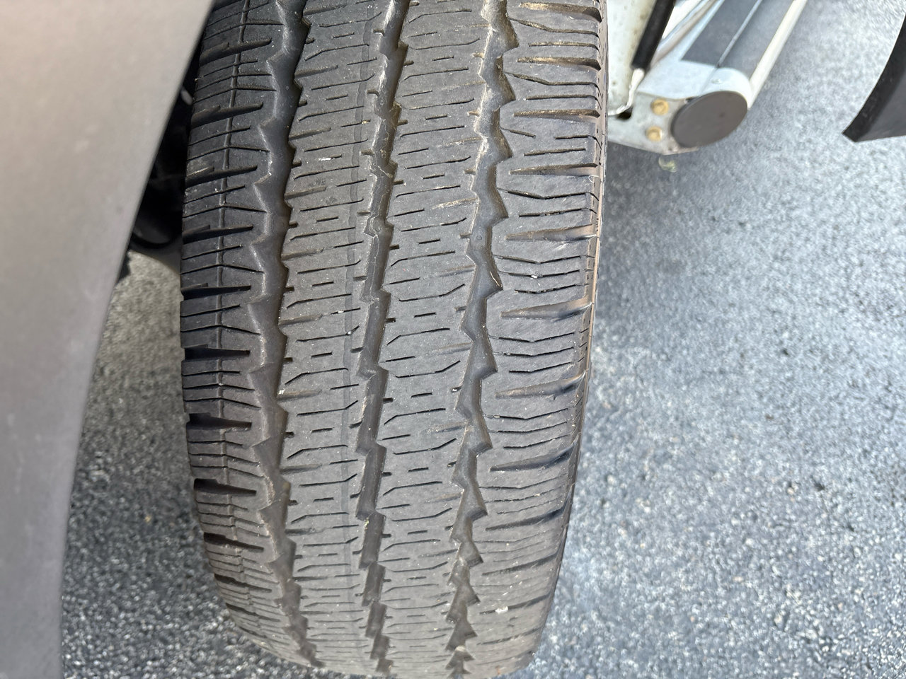 Used 2024 Ford Transit 250 Low Roof w/ Exterior Upgrade Package image 10