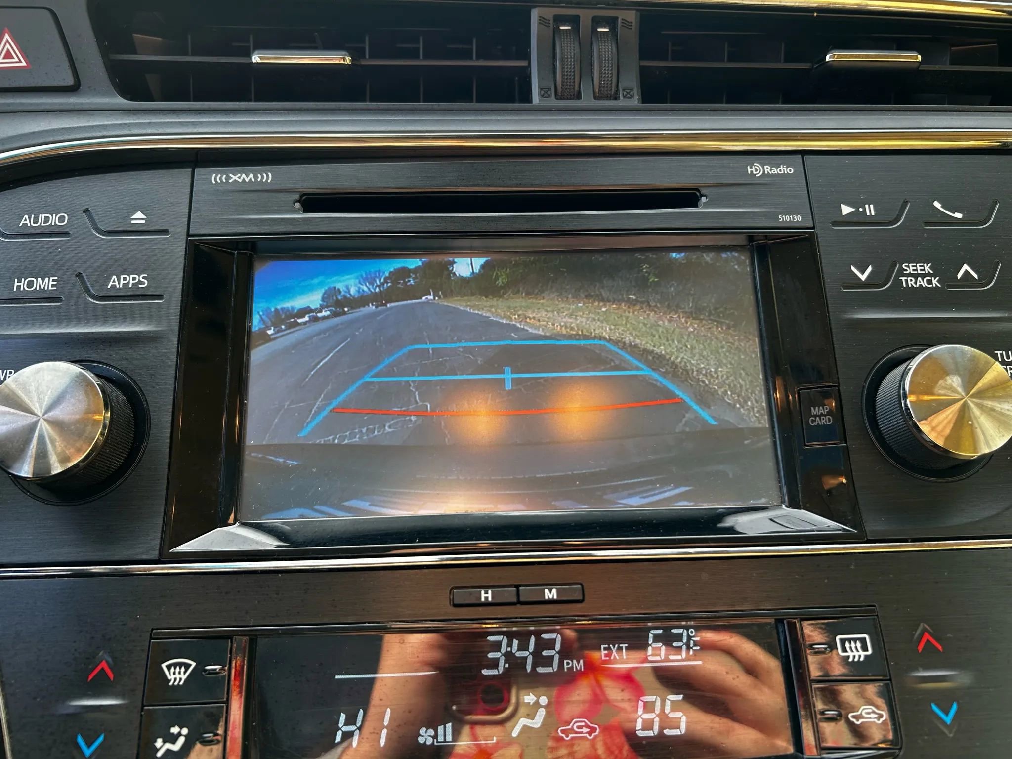 Used 2018 Toyota Avalon XLE Premium image 13