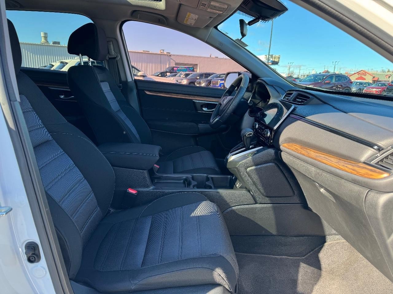 Used 2022 Honda CR-V EX image 16