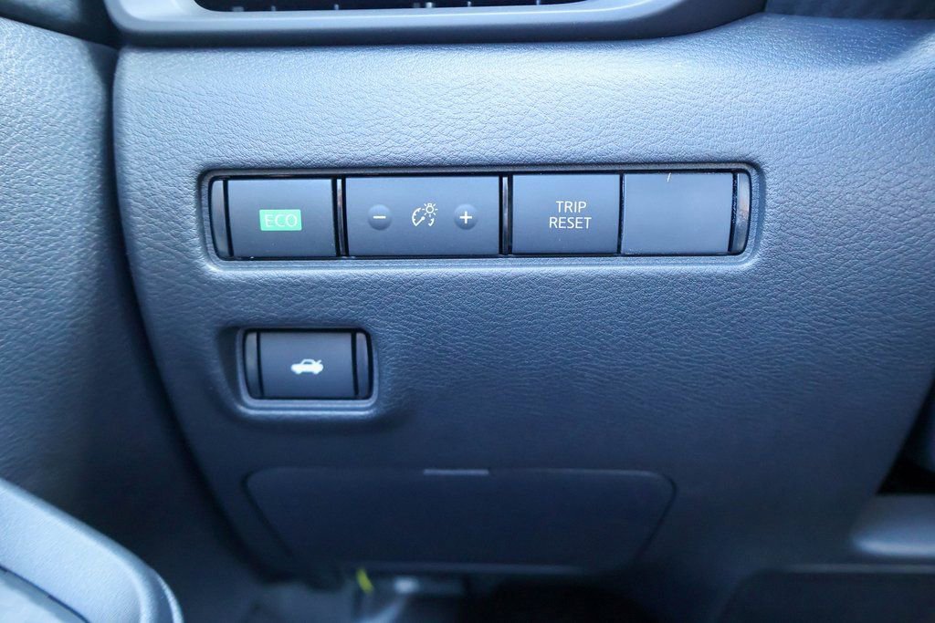 New 2025 Nissan Sentra S image 15