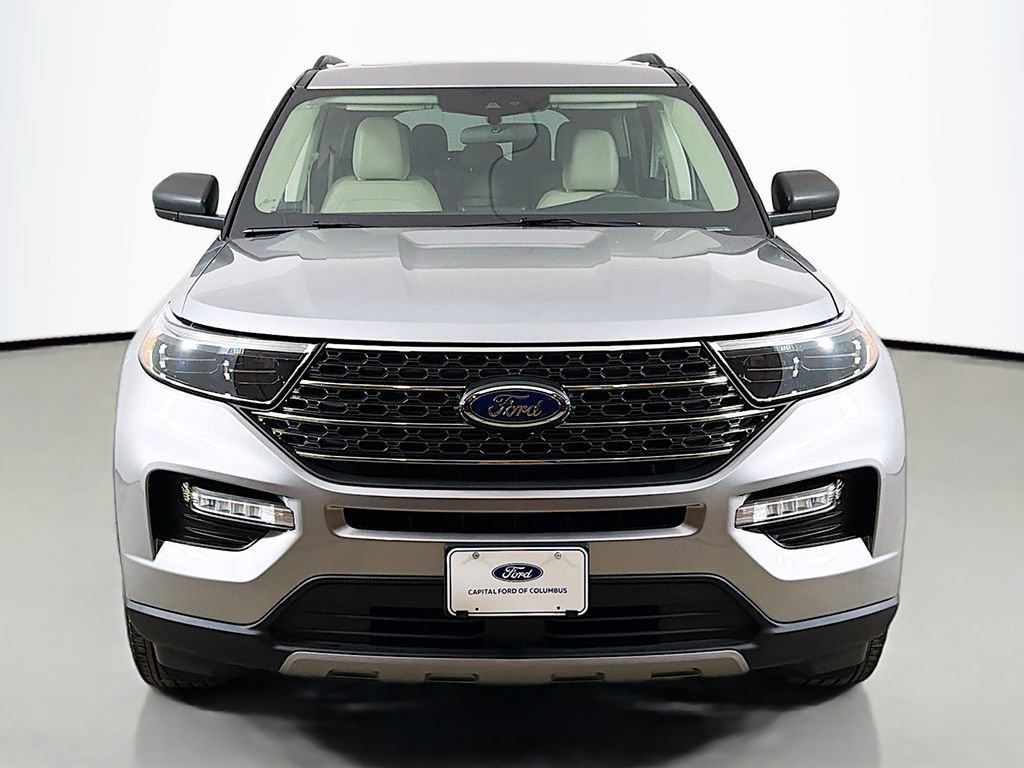 Used 2023 Ford Explorer XLT w/ Equipment Group 202A AWD/4WD image 15