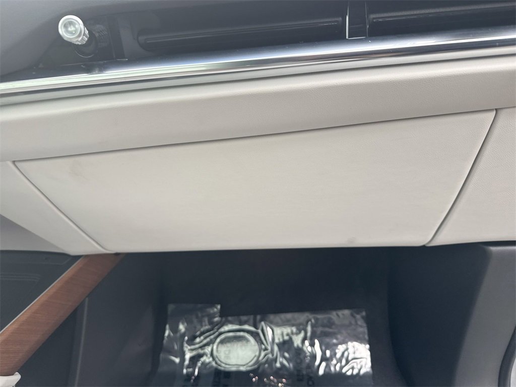 Used 2026 Cadillac Vistiq Sport image 35