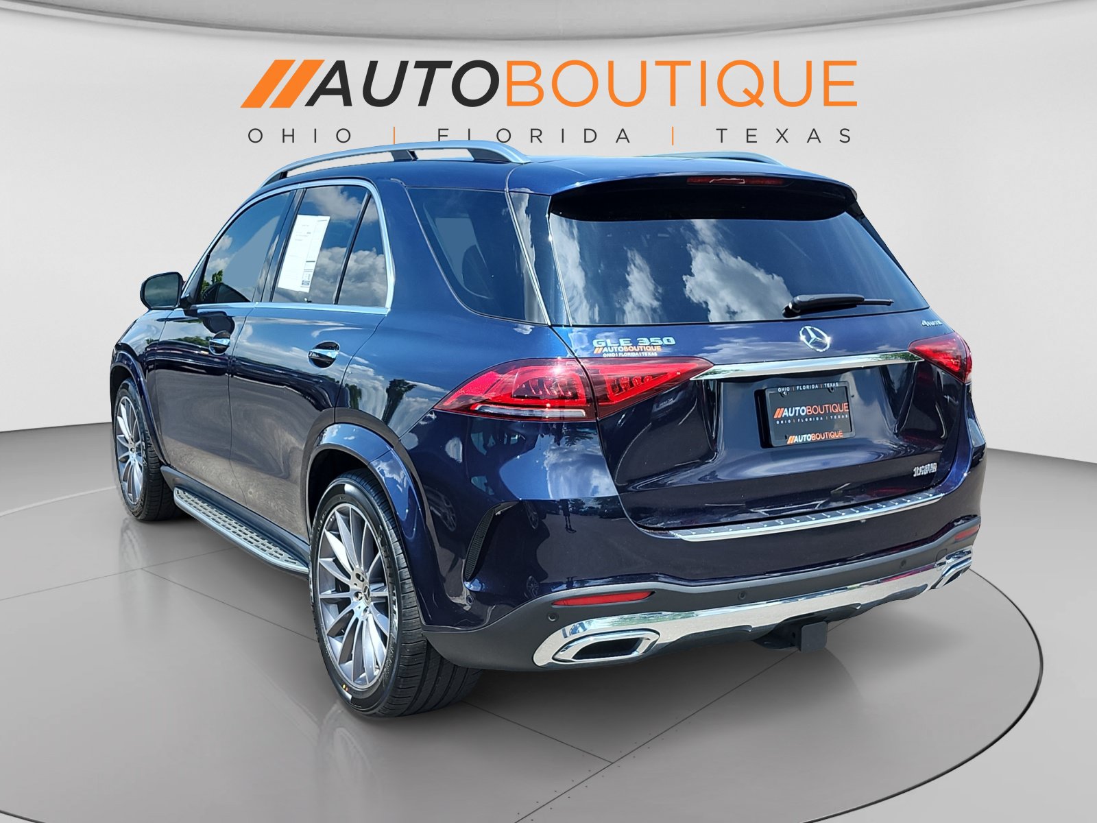Used 2022 Mercedes-Benz GLE 350 4MATIC image 3