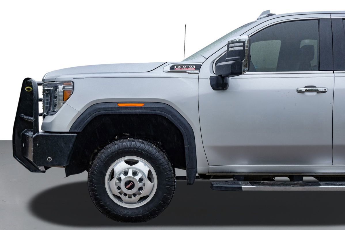 Used 2020 GMC Sierra 3500 Denali w/ Technology Package AWD/4WD image 9