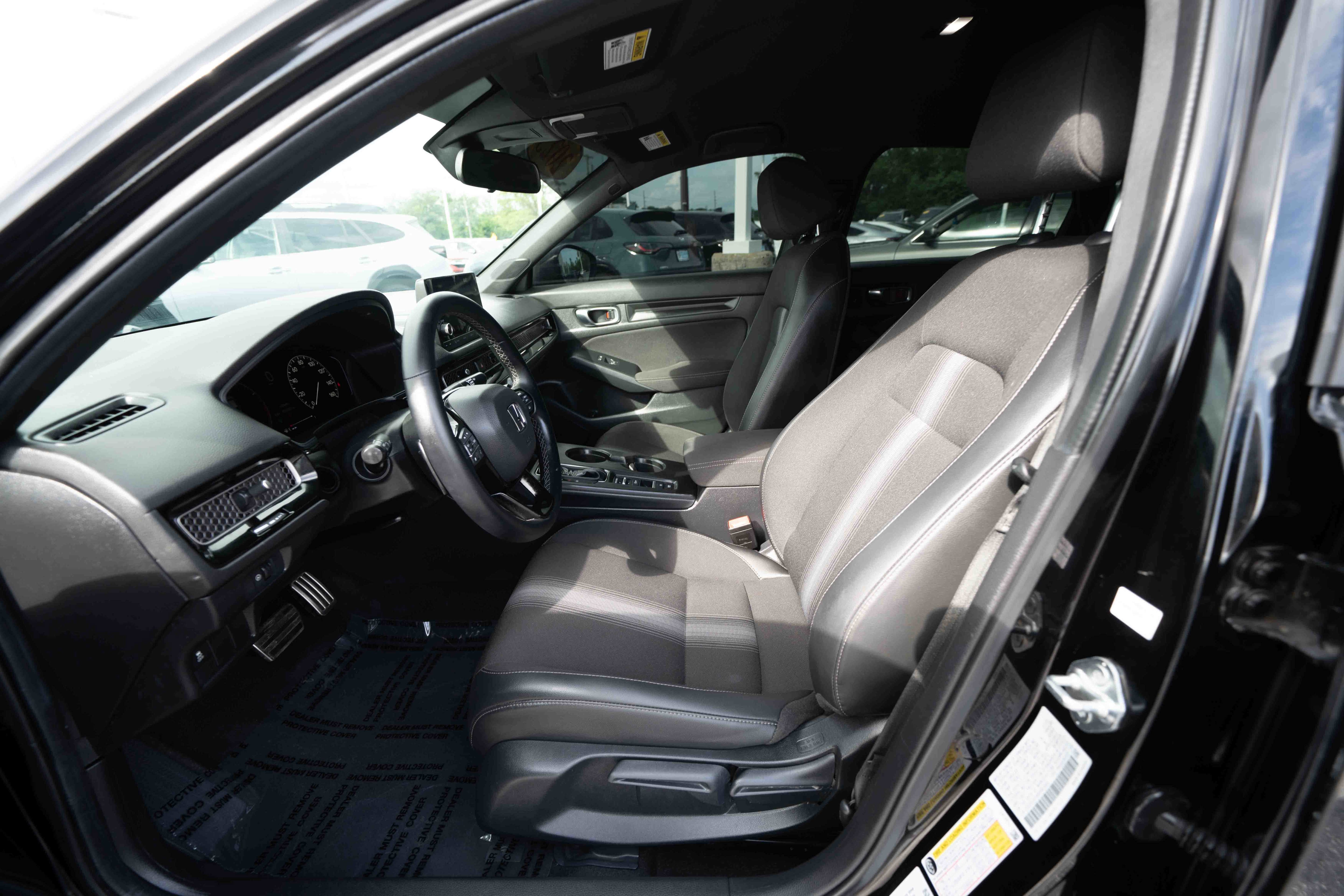 Used 2025 Honda Civic Sport image 9