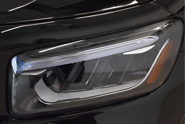 New 2026 Mercedes-Benz GLB 250 4MATIC image 18