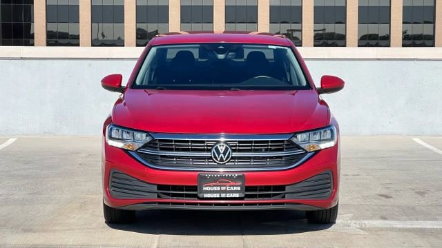 Used 2023 Volkswagen Jetta SE image 54