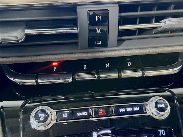 Used 2020 Lincoln Corsair Reserve w/ Equipment Group 201A image 17