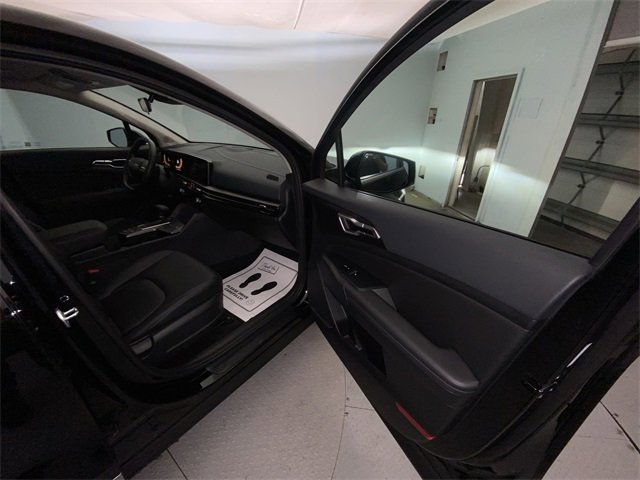 Used 2026 Kia Sportage EX image 24