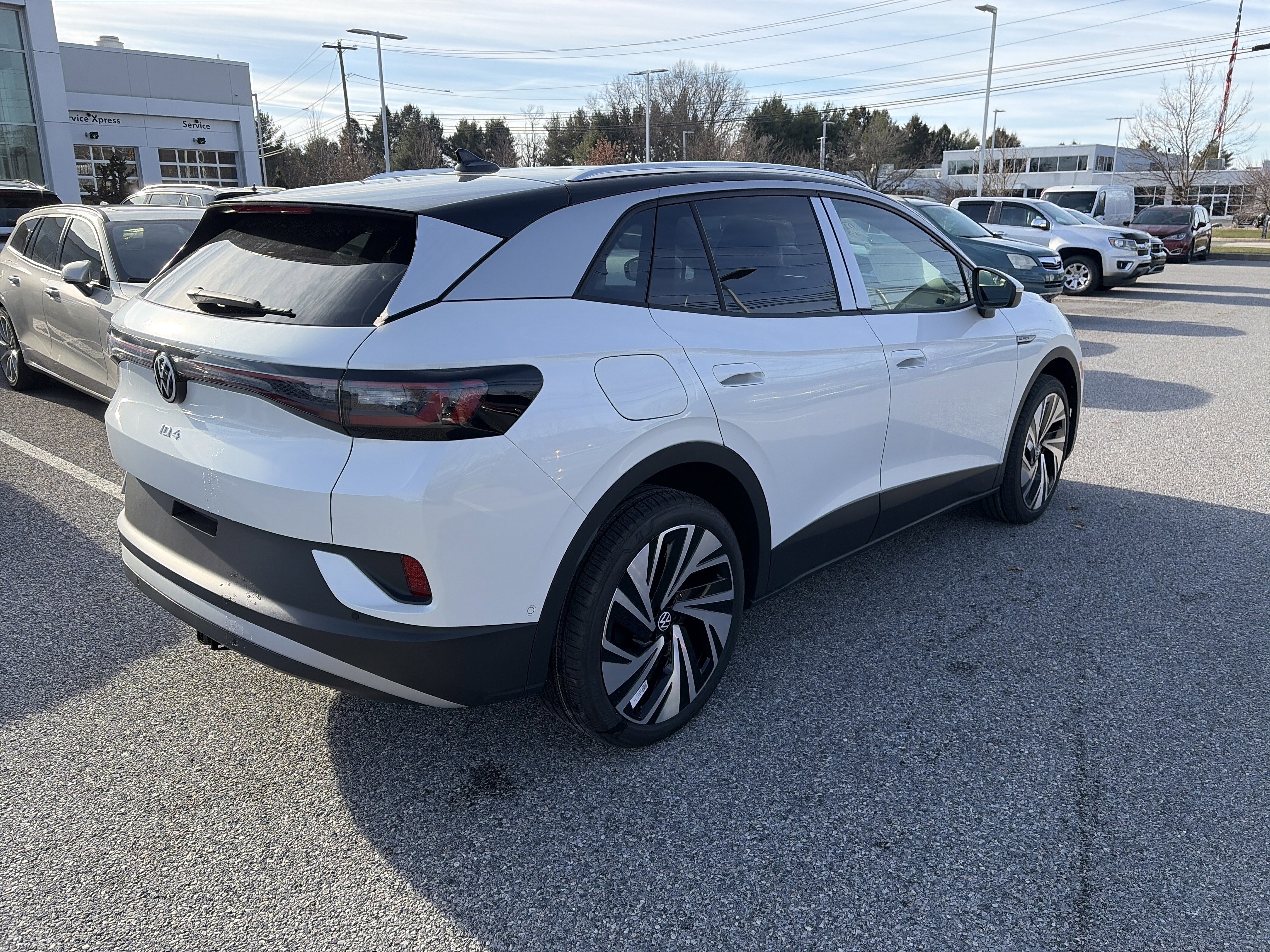 New 2025 Volkswagen ID.4 Pro S Plus AWD/4WD image 5
