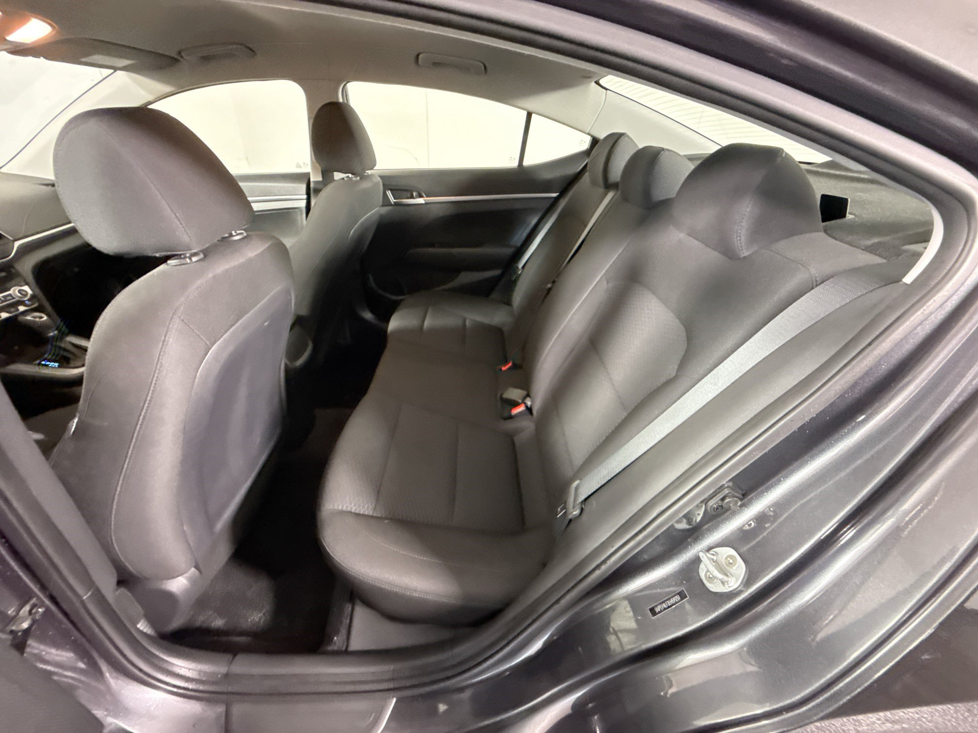 Used 2020 Hyundai Elantra SE w/ Cargo Package (C1) FWD image 24
