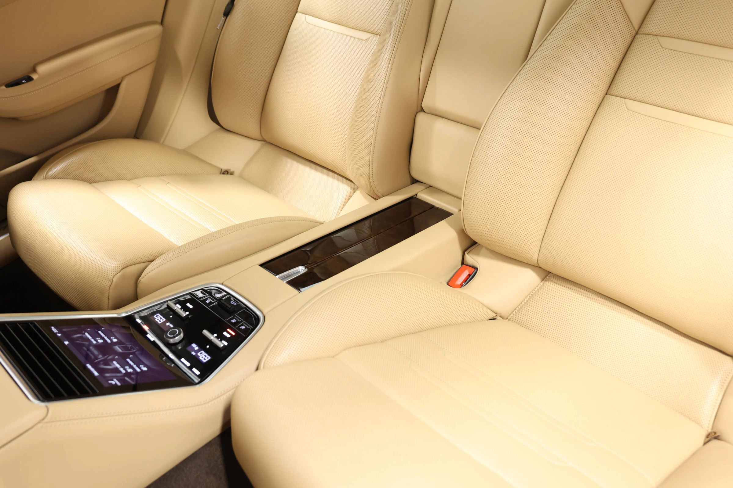 Used 2018 Porsche Panamera 4 Executive w/ Dark Walnut Interior Package image 60