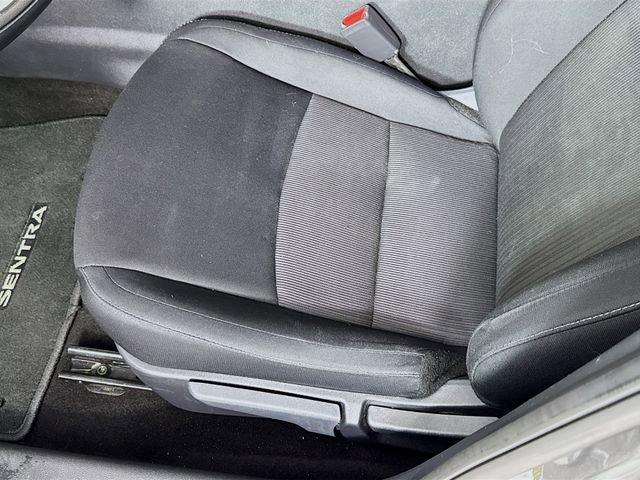 Used 2024 Nissan Sentra SV FWD image 19