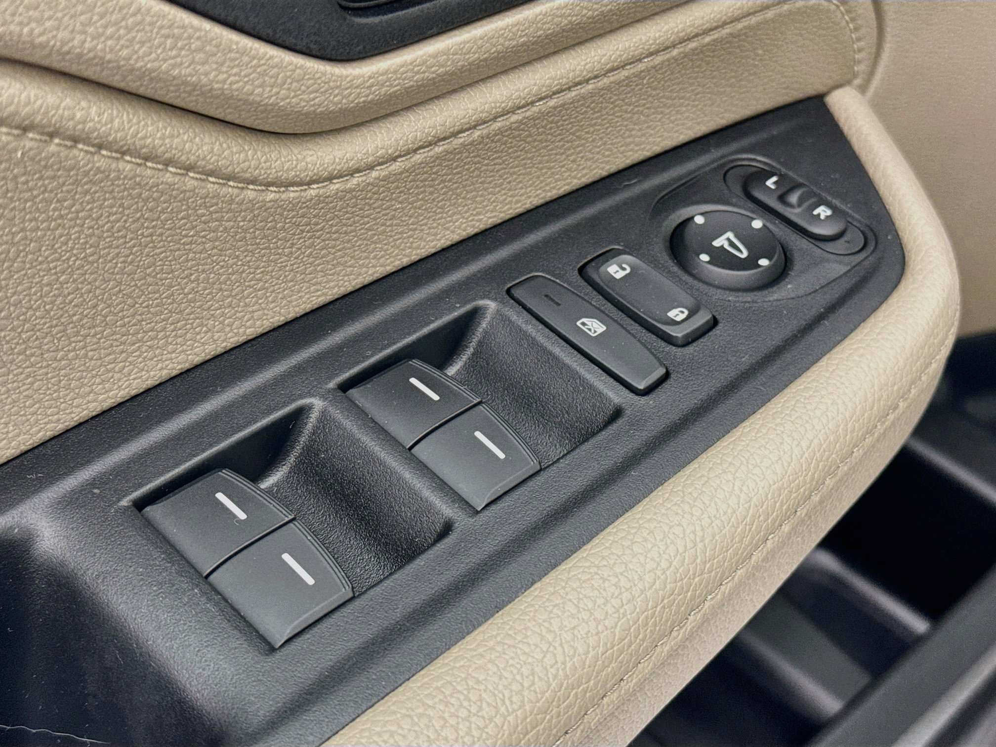Certified 2024 Honda Odyssey EX-L image 17