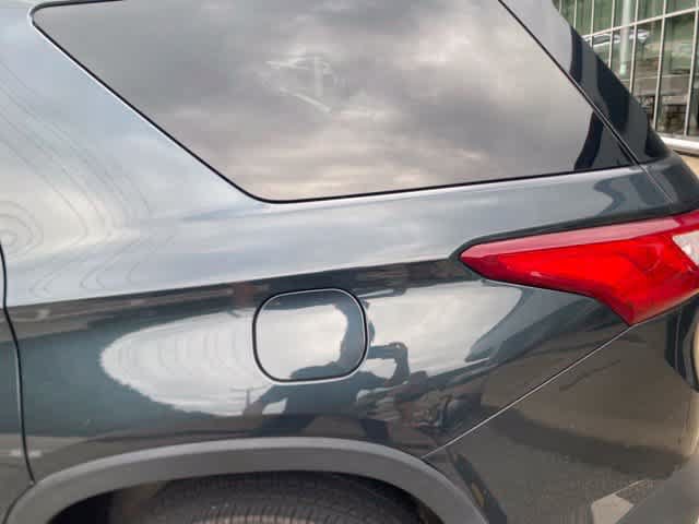 Used 2019 Chevrolet Traverse LT w/ LPO, Floor Liner Package AWD/4WD image 9