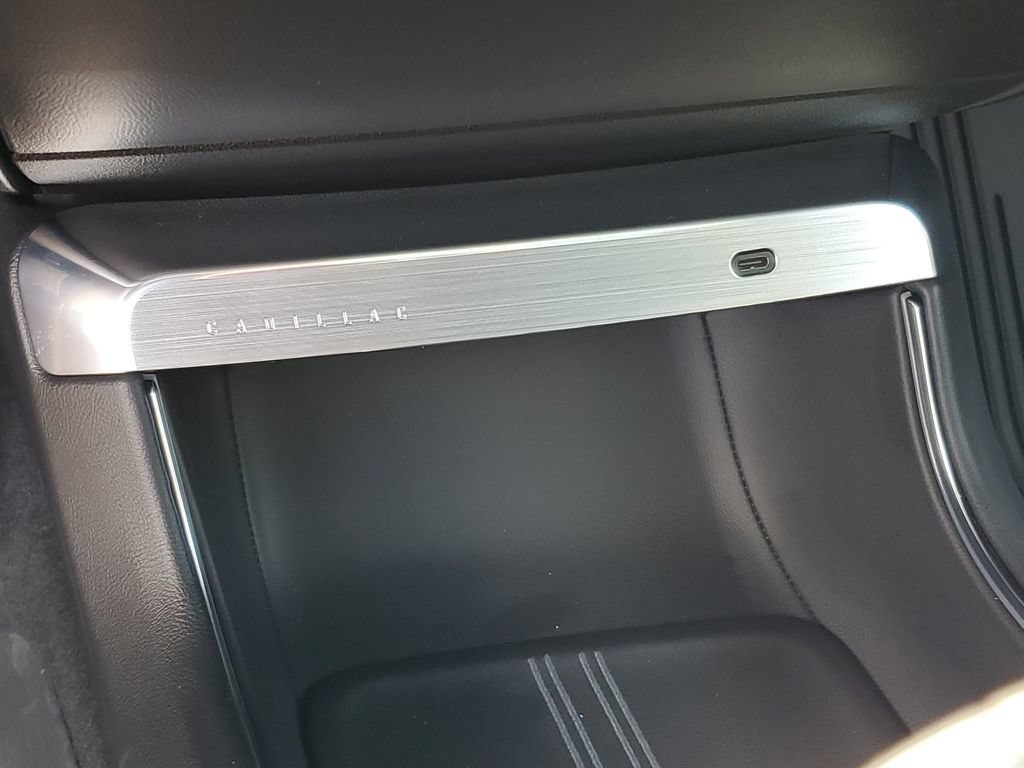 Used 2024 Cadillac Lyriq Sport w/ LPO, Floor Liner Package AWD/4WD image 16