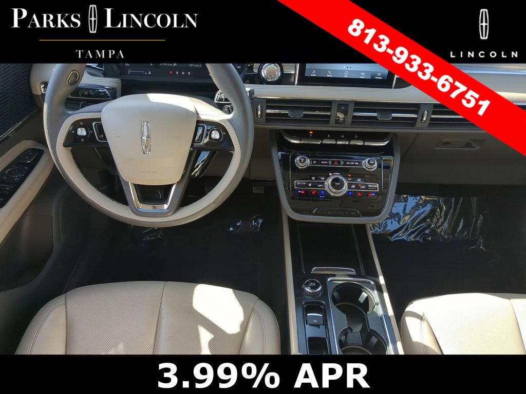 Certified 2022 Lincoln Corsair FWD w/ Equipment Group 101A image 12