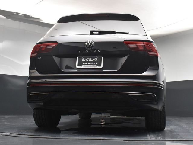 Used 2023 Volkswagen Tiguan SE R-Line image 39