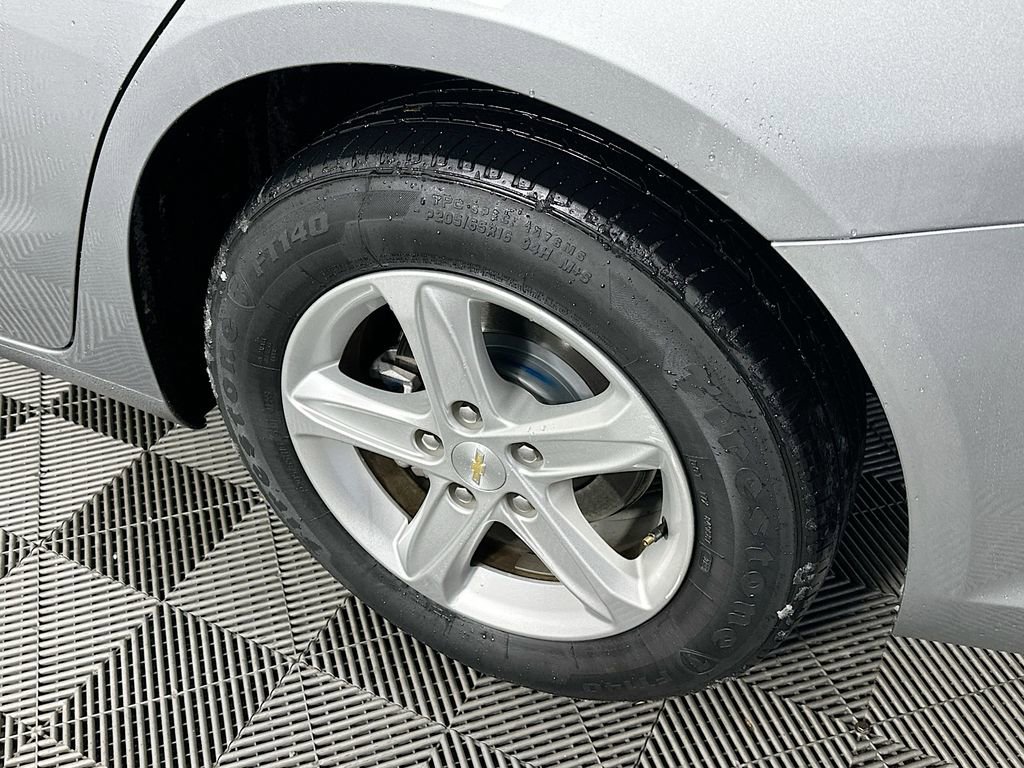 Used 2024 Chevrolet Malibu LT image 36