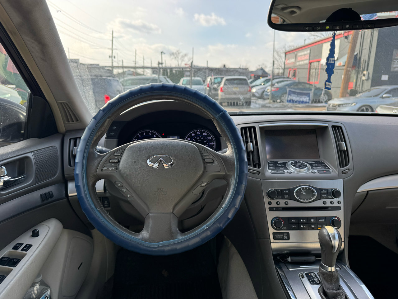 Used 2013 INFINITI G37 x w/ Premium Pkg image 25