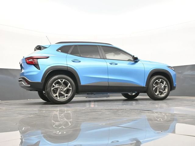 New 2026 Chevrolet Trax LT w/ Driver Confidence Package FWD image 45
