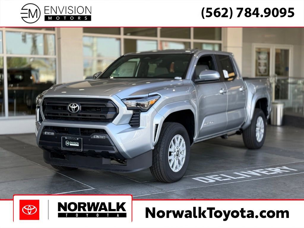 New 2025 Toyota Tacoma SR5