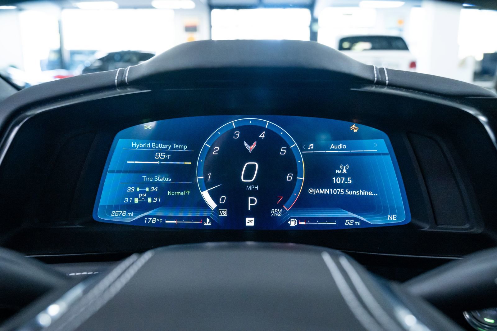 Used 2025 Chevrolet Corvette E-Ray w/ ZER Performance Package AWD/4WD image 13