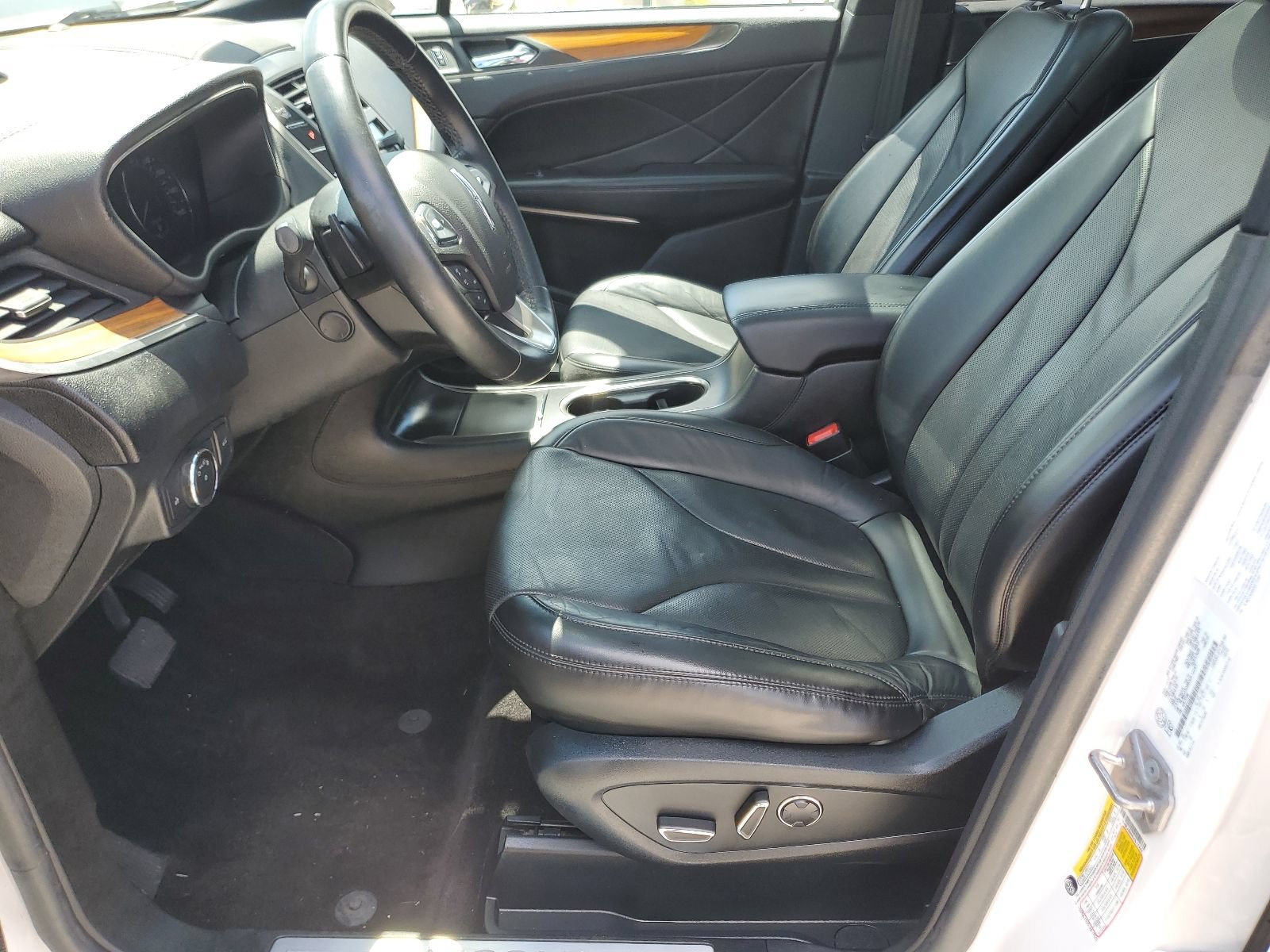 Used 2018 Lincoln MKC Reserve AWD/4WD image 16