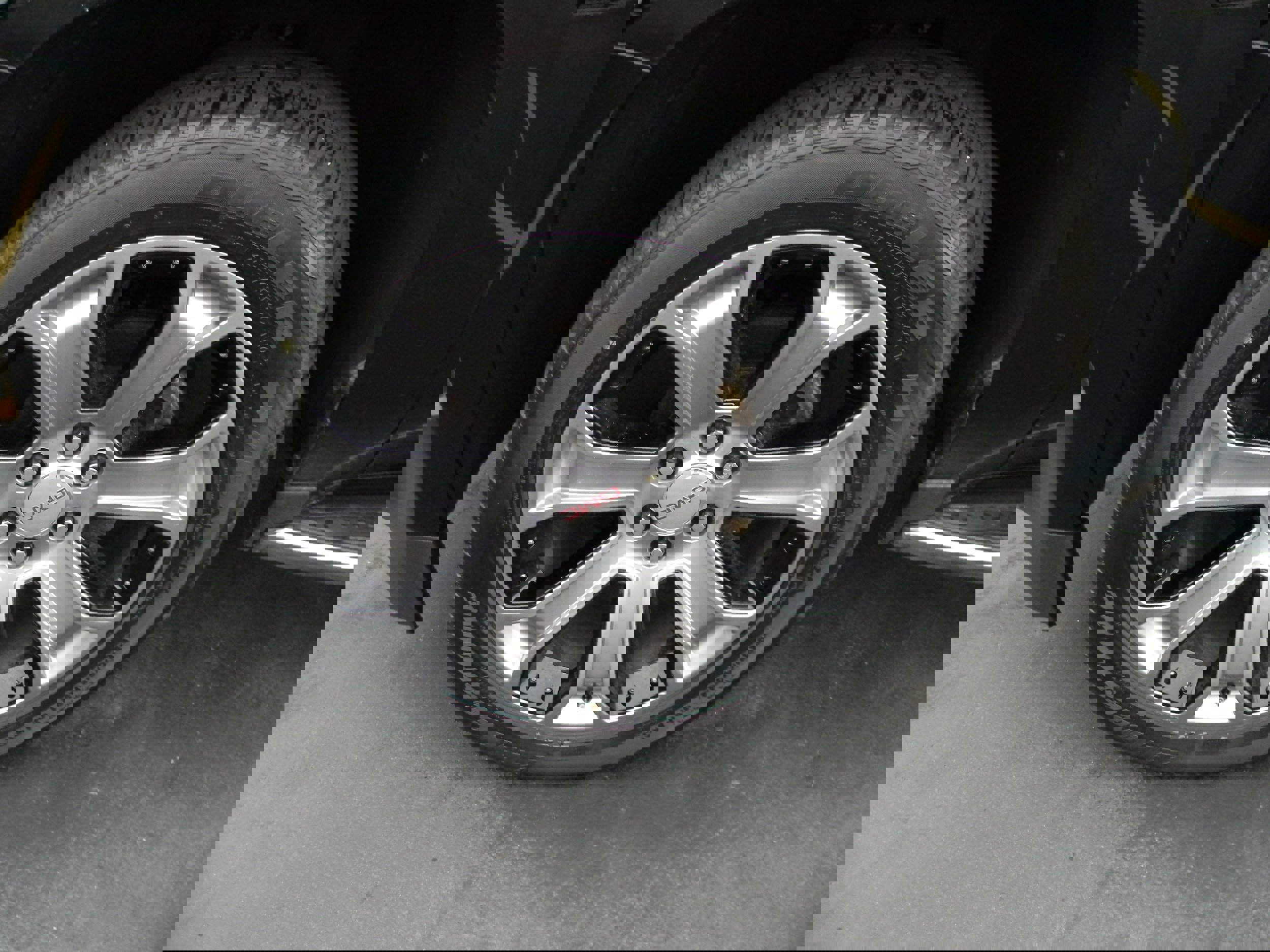 Used 2018 GMC Yukon XL Denali w/ Open Road Package image 2